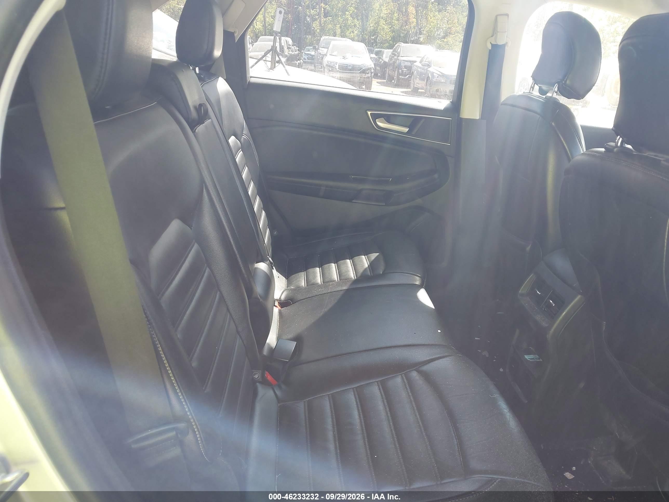Ford Edge — zdjęcie 8