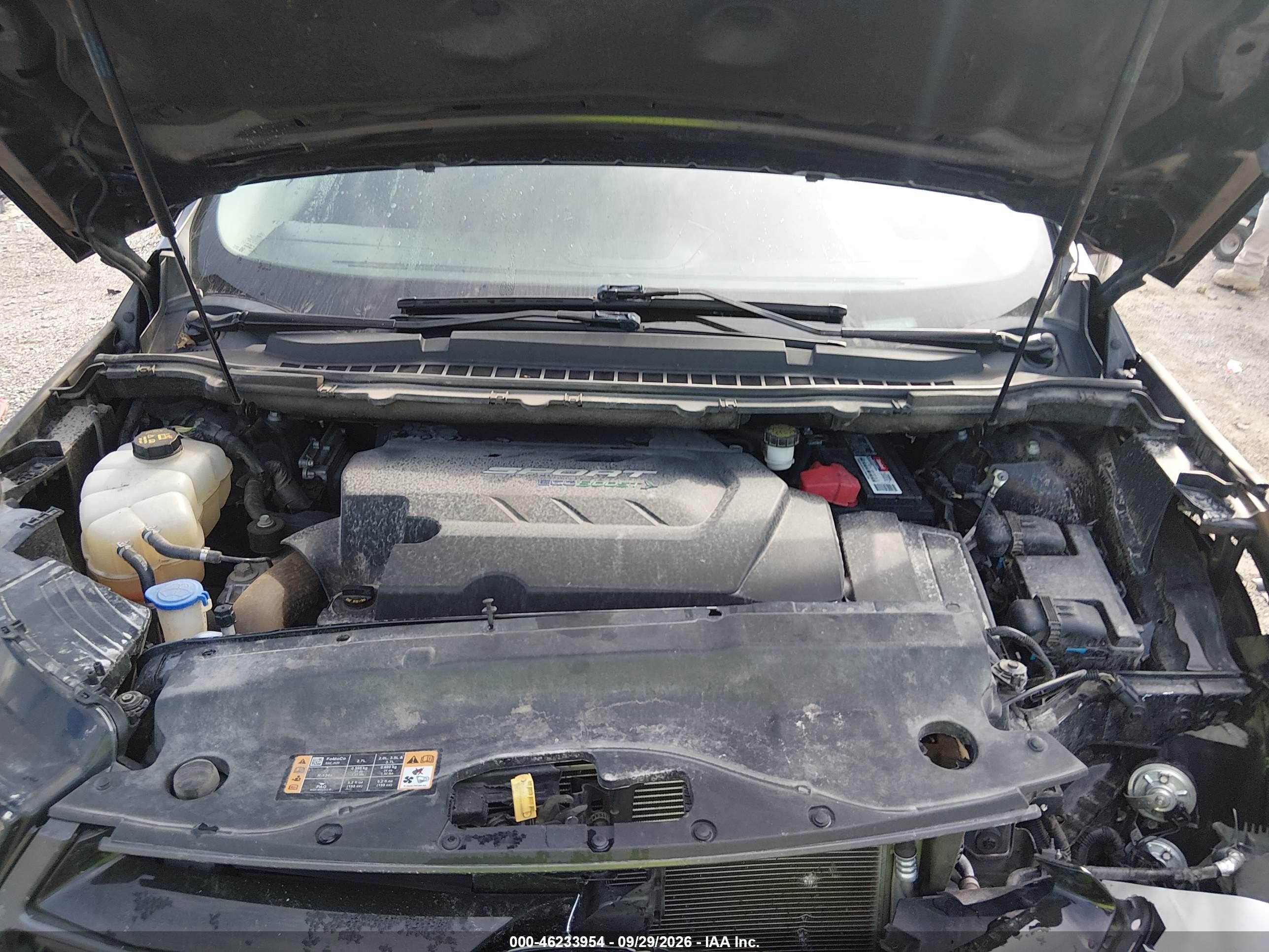 Ford Edge — photo 10