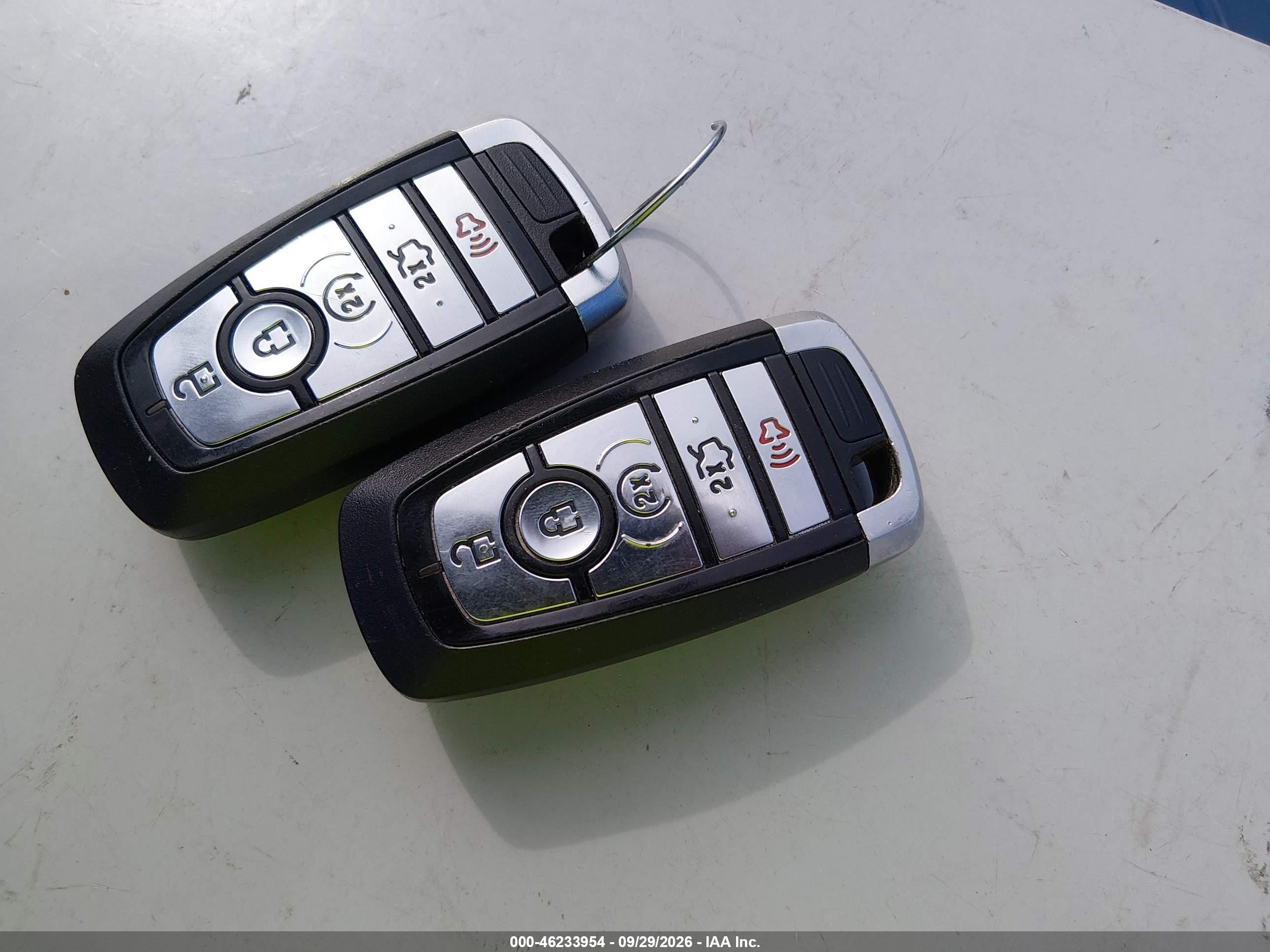 Ford Edge — photo 11