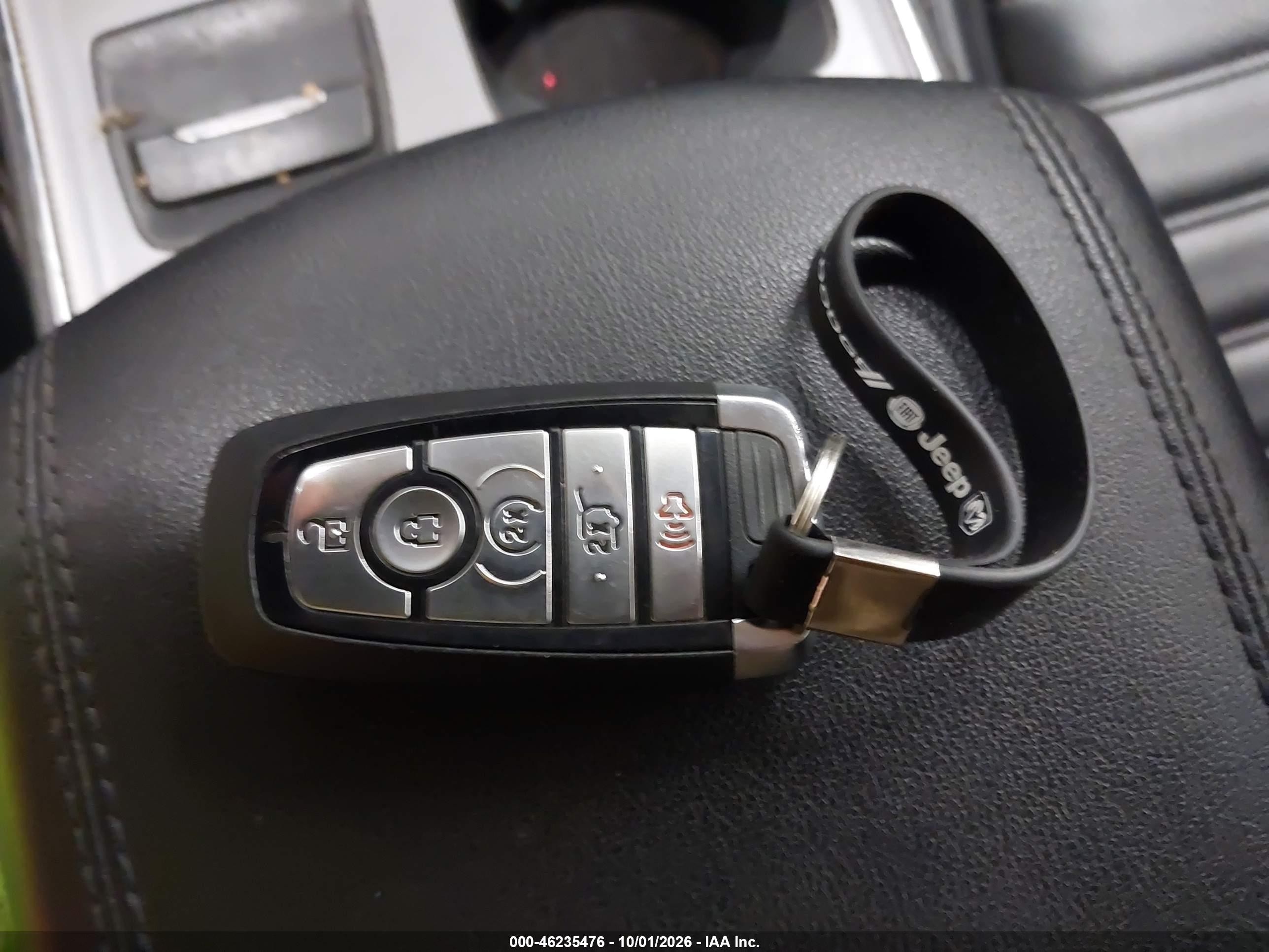 Ford Edge — photo 11