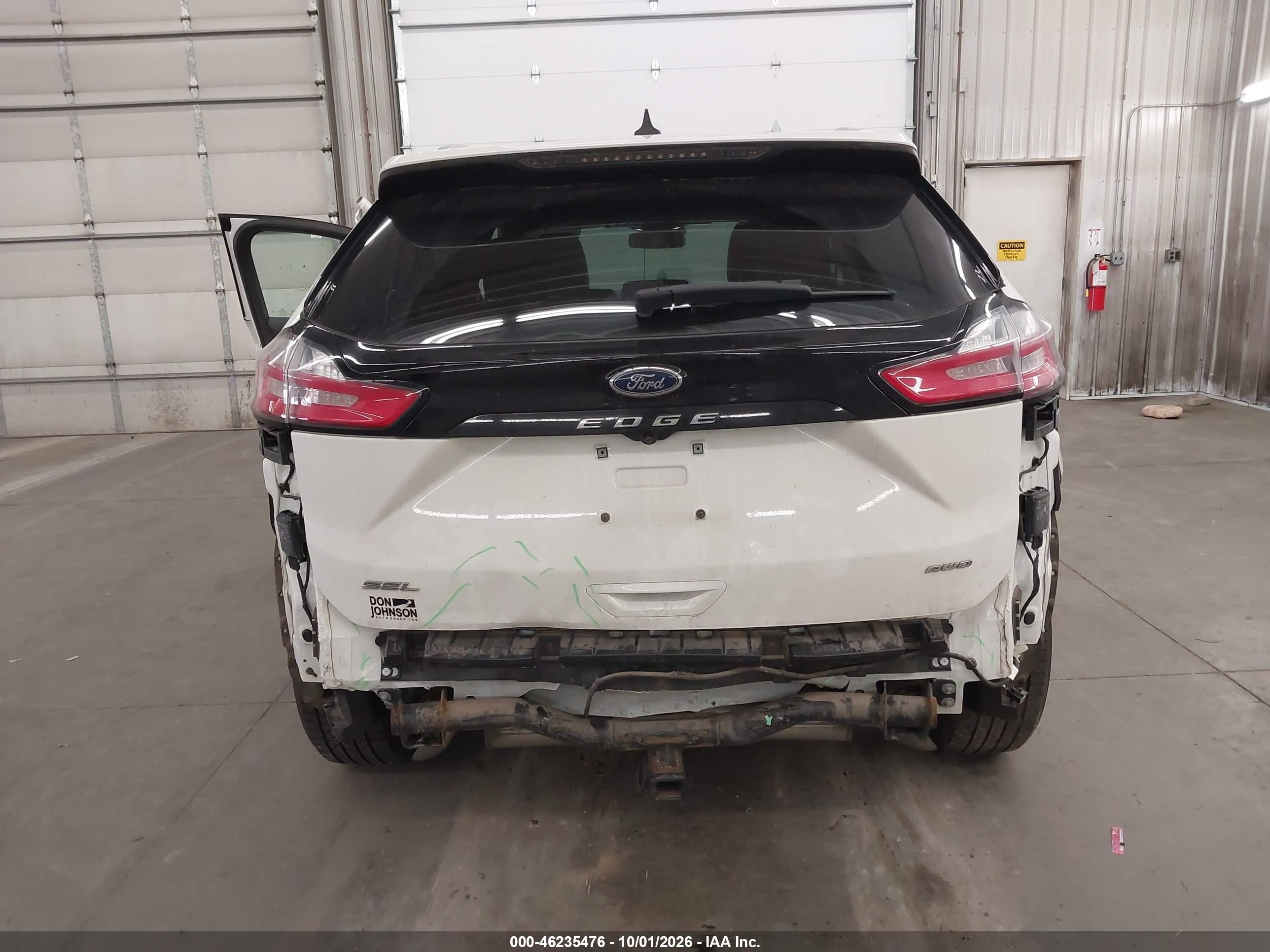 Ford Edge — photo 6