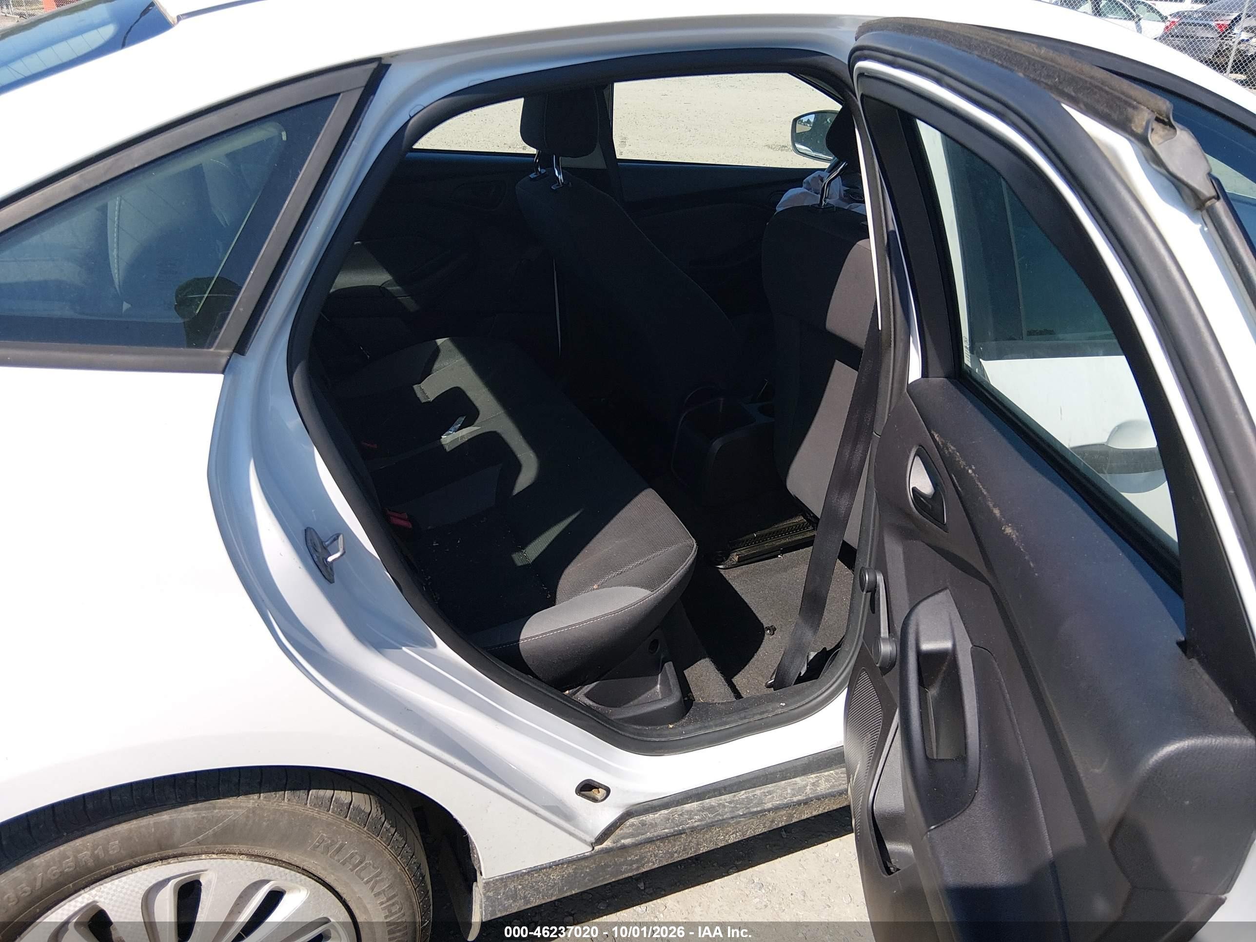 Ford Focus — zdjęcie 8