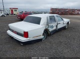 Lincoln Town Car Signature/Touring 1LNLM82W8VY710124 снимка