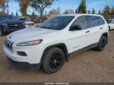 Jeep Cherokee Sport 1C4PJMAB3GW308502 снимка