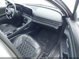 Hyundai Elantra Hybrid Luxury KMHLN4AJ7PU055203 fotografie