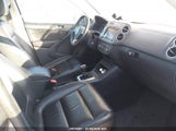 Volkswagen Tiguan S/Se/Sel WVGBV7AX7BW510713 снимка