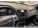 Chrysler 200 Limited 1C3CCBCG9CN266489 fotografie