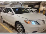 Toyota Camry Ce/Le/Se/Xle 4T1BE46K27U608854 снимка