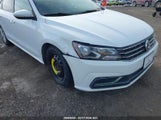 Volkswagen Passat S/R-Line 1VWAA7A35JC023080 снимка