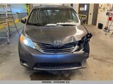 Toyota Sienna Le 5TDKK3DC0FS552435 снимка