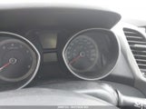 Hyundai Elantra Gt Se KMHD35LH9EU211166 photo