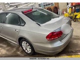 Volkswagen Passat S 1VWAN7A35DC121616 снимка