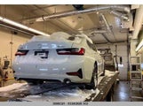 BMW 330Xi WBA5R7C50KAJ84197 снимка
