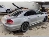 Volkswagen Passat Sel 1VWCS7A31EC089928 снимка