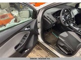 Ford Focus Se 1FAHP3K23CL170621 fotografie