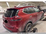 Nissan Rogue Sv/Sl 5N1AT2MV7JC703278 fotografie