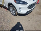 Ford Escape Titanium 1FMCU9J98NUB36438 photo