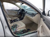 Volkswagen Passat Se 1VWBV7A38FC022313 снимка