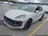Porsche Macan WP1AF2A5XRLB57683 photo