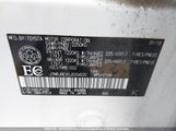 Toyota Rav4 JTMRJREV0JD204031 снимка