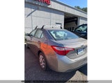Toyota Corolla Le 2T1BURHE3EC055749 fotografie