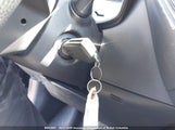 Toyota Corolla Le/Xle 5YFBPMBE8NP307174 снимка