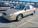 Ford Taurus Se 1FAFP53U2YG204289 fotografie