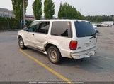 Ford Explorer Limited 1FMDU75E5YZC32468 fotografie