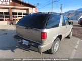 Chevrolet Blazer 1GNCT18X45K108815 снимка