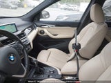 BMW X1 WBXHT3C36J5F92581 снимка