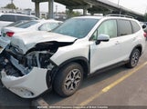 Subaru Forester Premium JF2SKEGC8KH588090 снимка