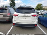 Toyota Highlander Xle 5TDJKRFH4FS196997 снимка