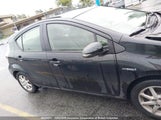 Toyota Prius JTDKDTB37E1570424 снимка