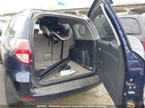 Toyota Rav4 Limited JTMBD31V866015084 снимка