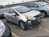 Kia Rio Lx KNADM5A37C6749128 fotografie
