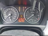 BMW 323I WBAPG7G58BNN17909 снимка