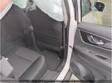 Nissan Rogue 5N1AT2MV6JC727233 снимка