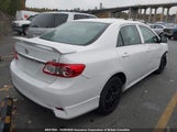 Toyota Corolla L 2T1BU4EE1DC948332 fotografie