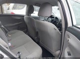 Toyota Corolla L 2T1BU4EE1DC948332 fotografie