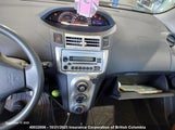 Toyota Yaris JTDKT923175136372 снимка