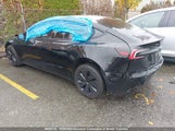 Tesla Model 3 LRW3E7FA6RC263030 fotografie