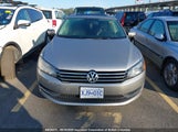 Volkswagen Passat Se 1VWBH7A39DC115667 снимка