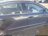 Volkswagen Passat 3.6L Luxury WVWEU93C77P005895 снимка