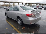 Toyota Corolla S/Le 2T1BU4EE2DC057949 снимка