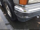 Chevrolet Tahoe K1500 1GNEK13R2XJ432648 photo