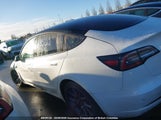 Tesla Model 3 5YJ3E1EB1NF351507 fotografie