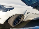 Tesla Model 3 5YJ3E1EB1NF351507 снимка