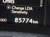 Toyota Corolla Im JTNKARJEXJJ568932 снимка