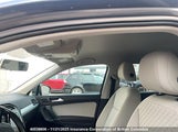Volkswagen Tiguan S 3VV1B7AX3JM024506 снимка