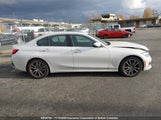 BMW 330I 3MW5R7J05N8C64988 снимка